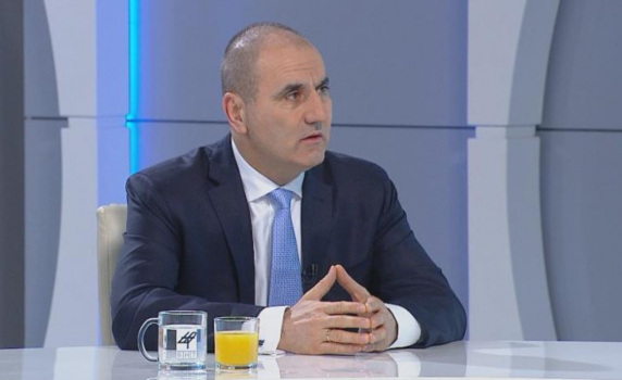Цветанов: Странно е президентът да се среща с Путин навръх европредседателството