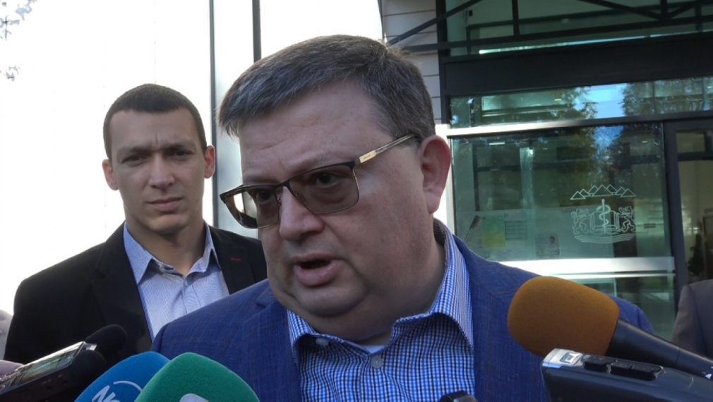 ВКП проверява имотните сделки на Пламен Георгиев, сина на Борислав Сарафов и жената на Лозан Панов