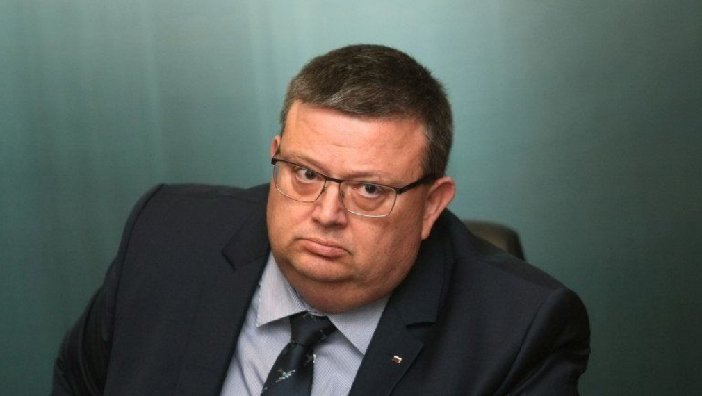 Цацаров: Само 7% от служителите на КПКОНПИ се борят пряко с корупцията