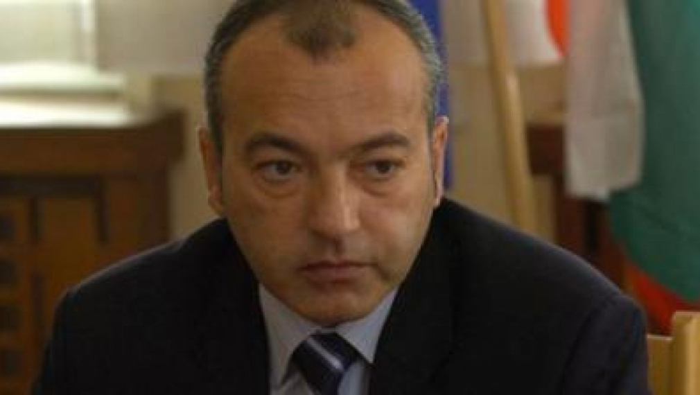 Тайна е колко зърно има в държавния резерв
