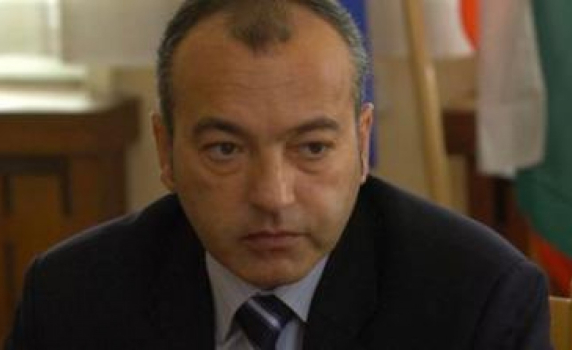 Тайна е колко зърно има в държавния резерв