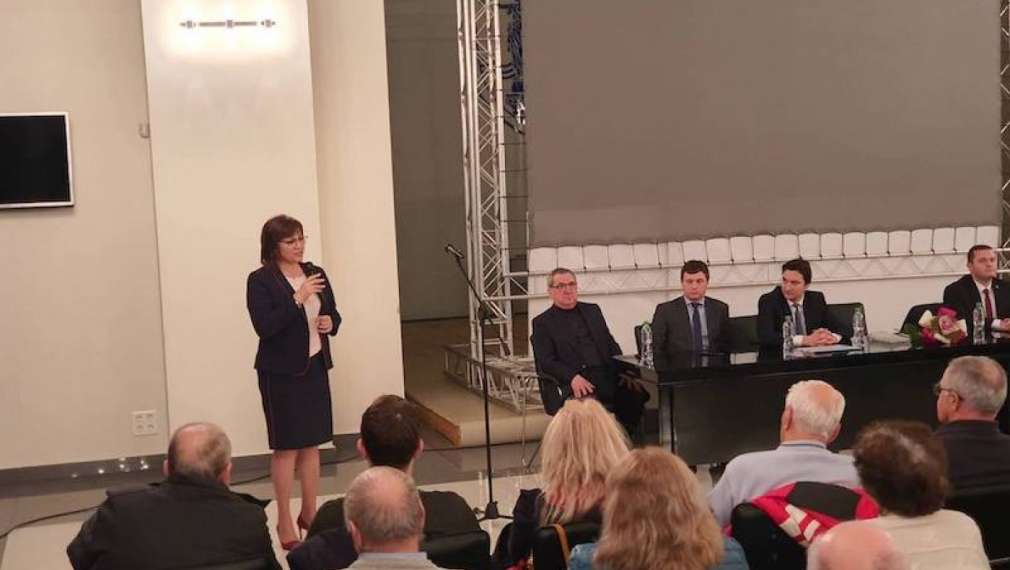 Корнелия Нинова в Русе: Избираме не само председател, а политиките за следващите четири години