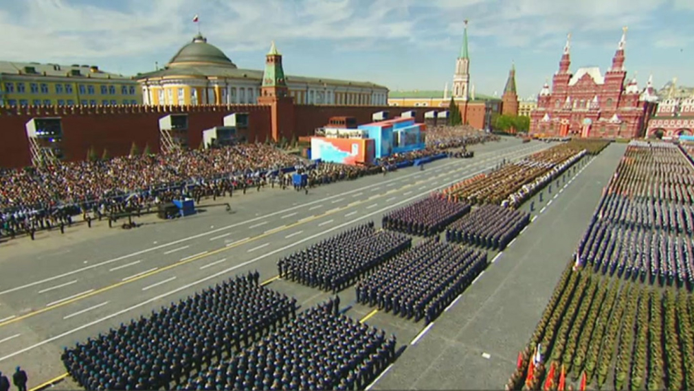 Парадът на Победата в Москва (на живо)