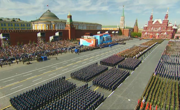 Парадът на Победата в Москва (на живо)