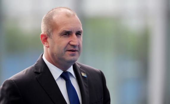 Румен Радев: В командирската си практика не съм губил хора и техника