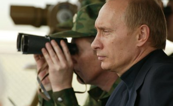 Путин върна военните в казармите, &quot;учението&quot; в Крим завършило успешно