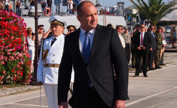 Радев: Силни ВМС ще гарантират нашите икономически интереси в Черноморския регион
