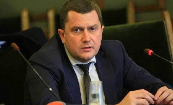 До месец започват да пренасочват вода от Владайския канал към яз. "Студена"