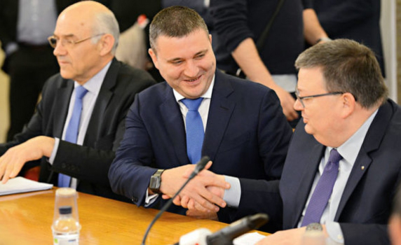 Цацаров ще разследва Горанов за субсидиите на партиите 