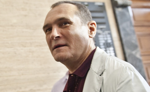 Васил Божков: Група некомпетентни политици не зачитат Конституцията