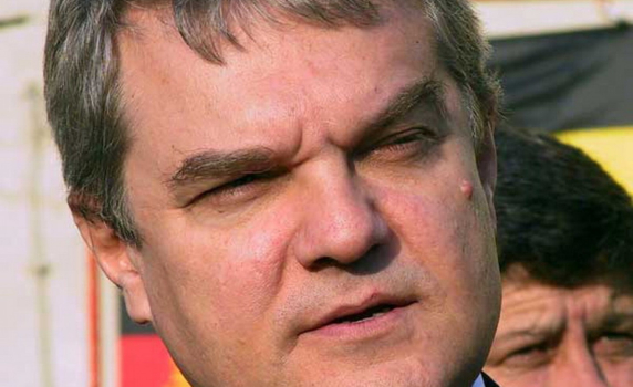 Румен Петков подаде жалба в прокуратурата срещу Симеон Дянков
