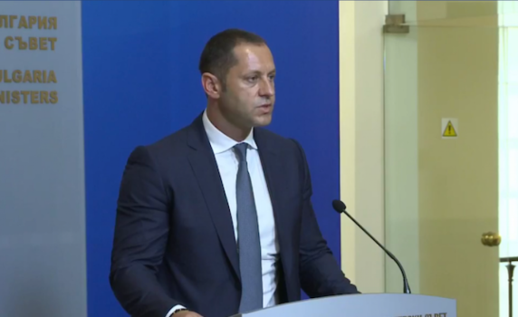 Александър Манолев оттегли кандидатурата си за министър на транспорта