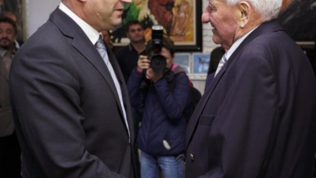 Президентът очаква в модернизацията на въоръжените сили да няма забавяне 