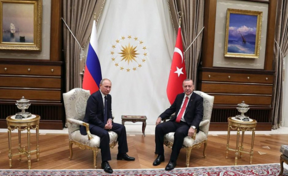 Путин покани Ердоган на Парада на победата