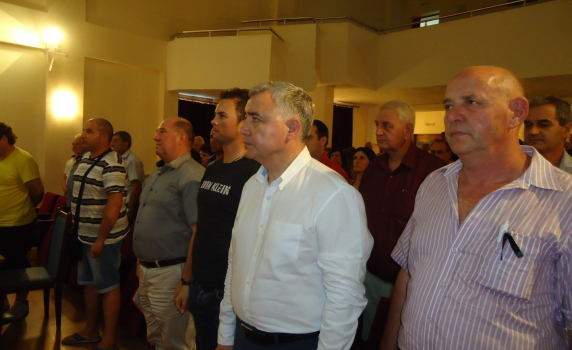 Мерджанов постави отличен на кмета на Стралджа Митко Андонов