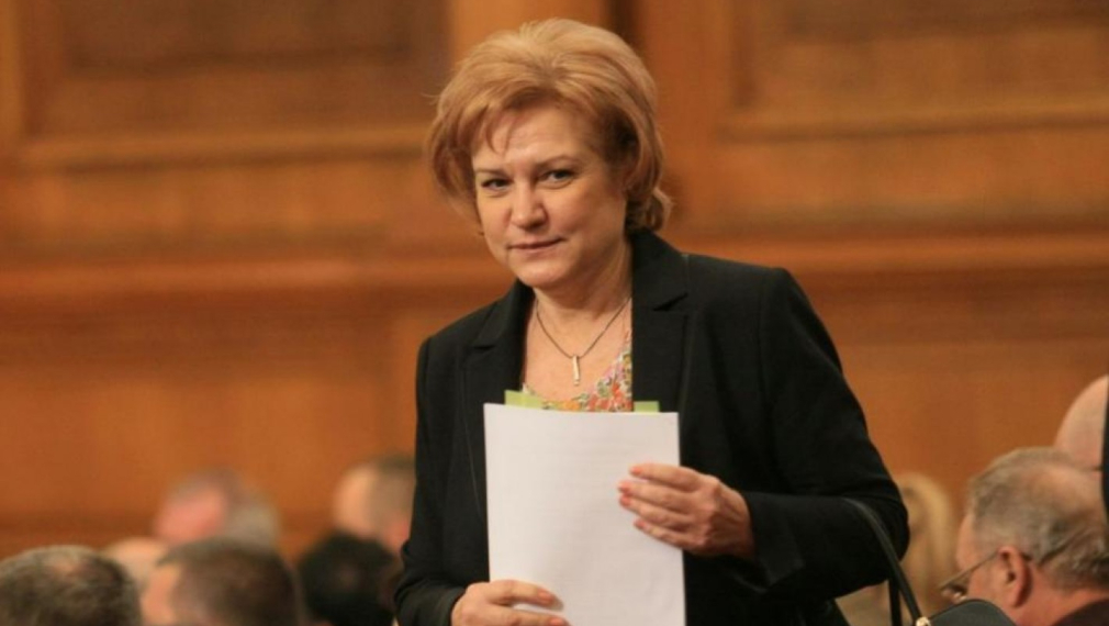 Менда Стоянова пред „Труд“: Няма риск за валутния борд