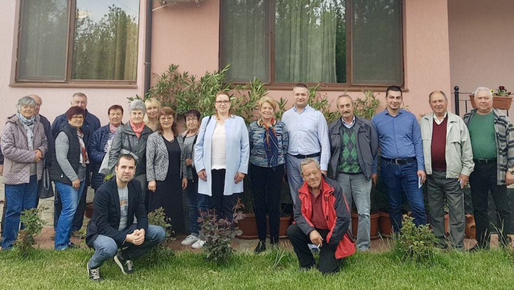 Деница Златева: Европа може да помага, но при ясно спазване на правилата