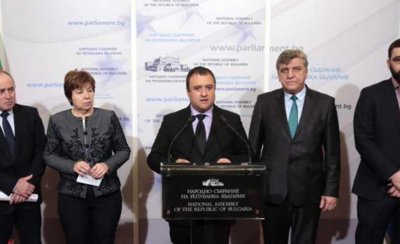 БСП: ГЕРБ отново залагат капан за спиране на средства от ЕК