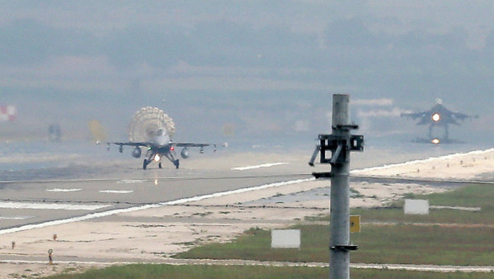 Турция свали "неидентифициран" безпилотен самолет 
