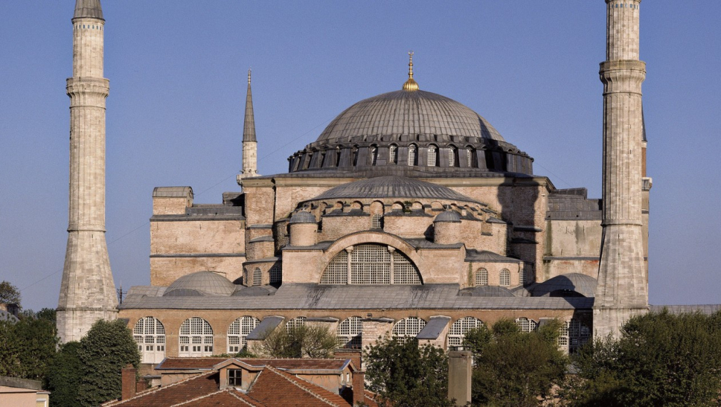 Идеята на Ердоган да превърне "Св. София" в джамия ядоса Гърция