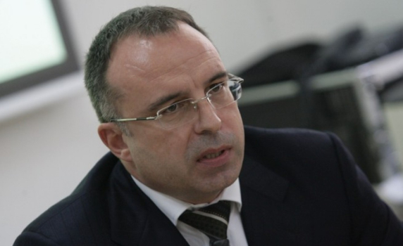 Румен Порожанов подава оставка?