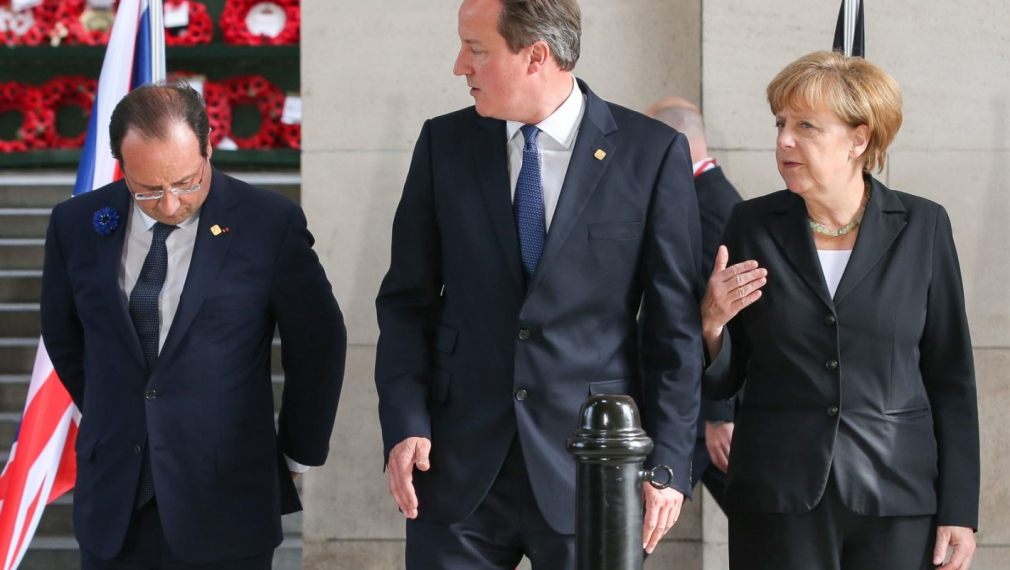 Оланд, Меркел и Камерън отложиха общата позиция за Сирия