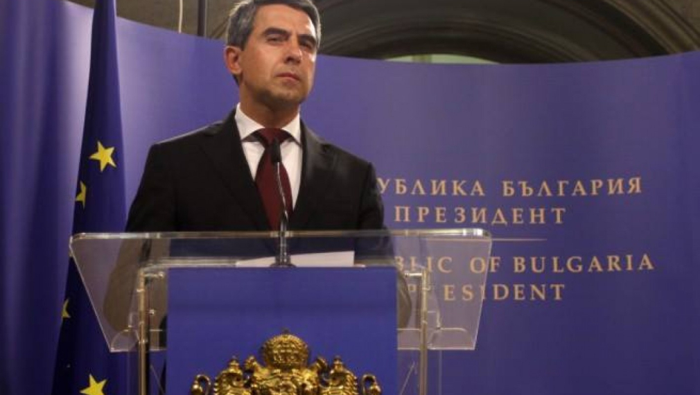 Плевнелиев е опростил задължения на граждани за 473 000 лв.
