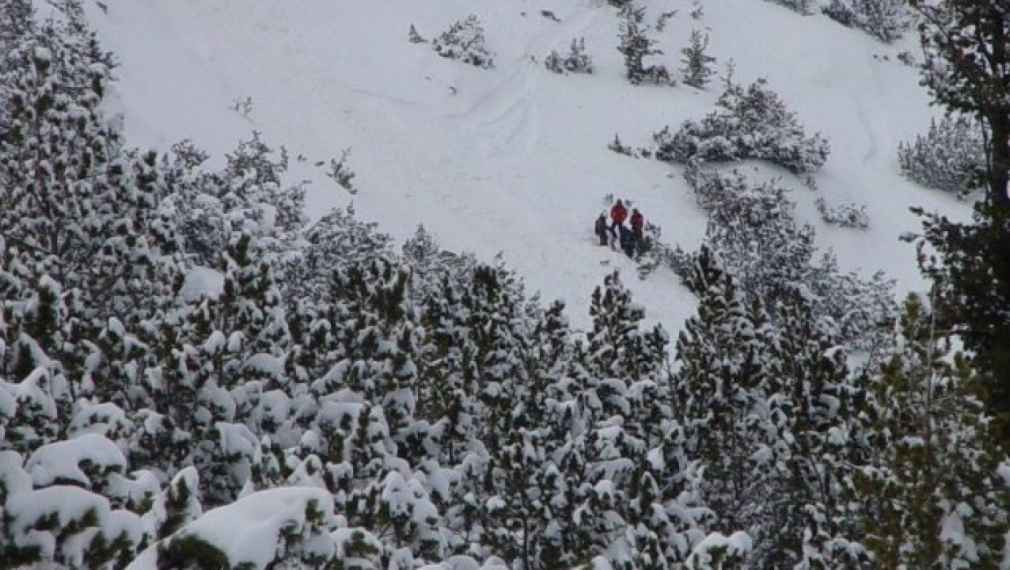 Лавина уби двама сноубордисти над Банско 