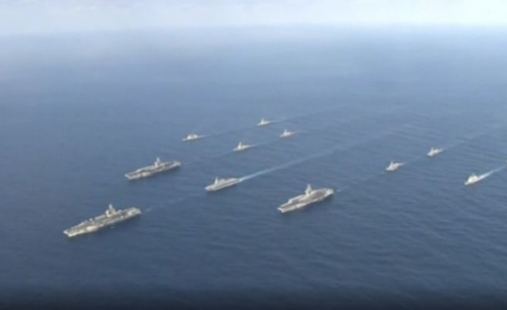 САЩ трупат военна сила край бреговете на Северна Корея