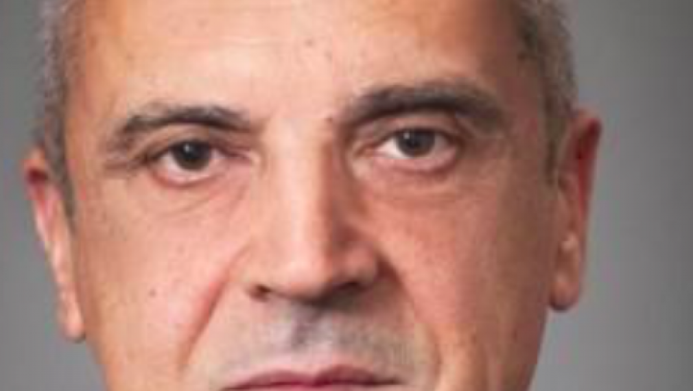 Почина Димитър Арнаудов, секретар на президента по външна политика