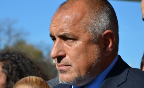 Борисов: Целево се бие по ГЕРБ. От 1000 санирани блокове намериха един, че е прокапал