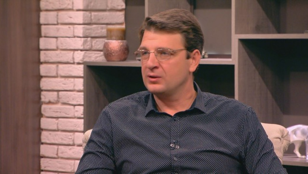 Александър Ваклин: Не познавам жената до Гешев