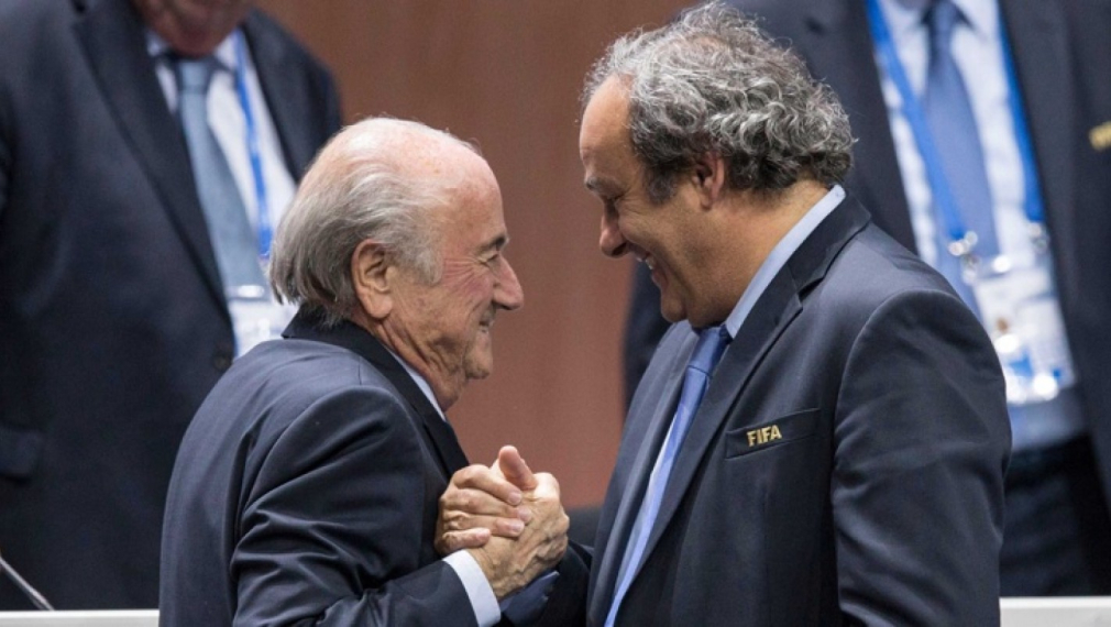 ФИФА официално отстрани Блатер и Платини за 90 дни