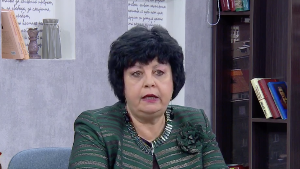 Политологът д-р Ваня Иванова: Атаките срещу Нинова са защото не влиза в задкулисни игри