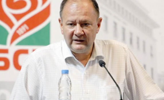 Миков: Премиерът да смени министър Ненчев заради ВВС