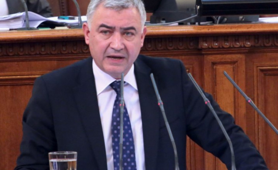Мерджанов: Полша няма лиценз да ремонтира МиГ-29