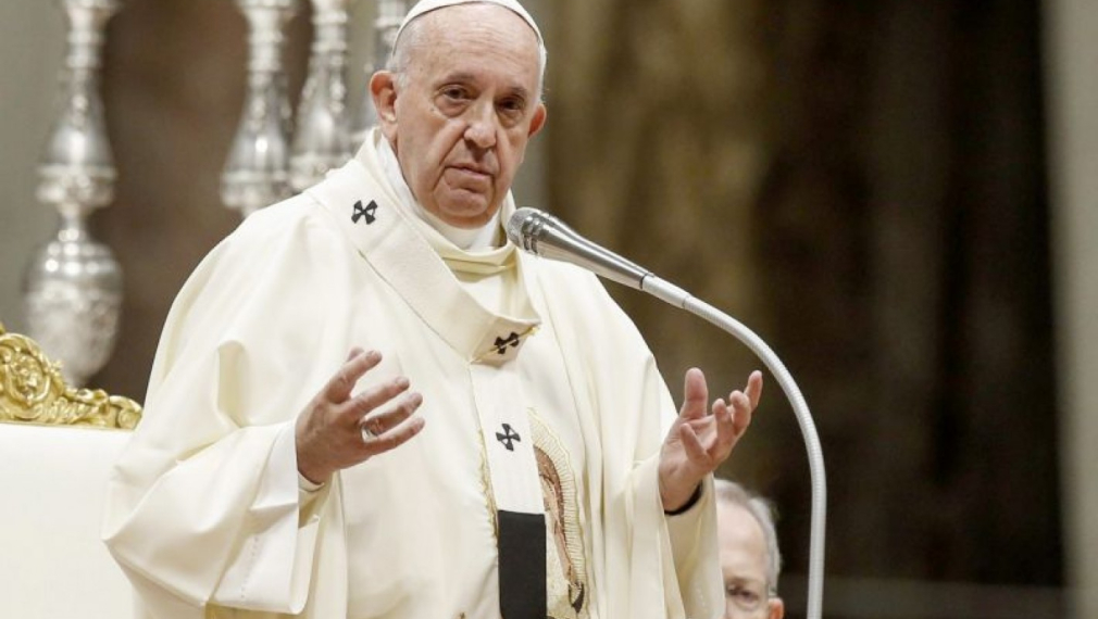 Ватикана издаде декрет за опрощаване греховете на поразените от вируса