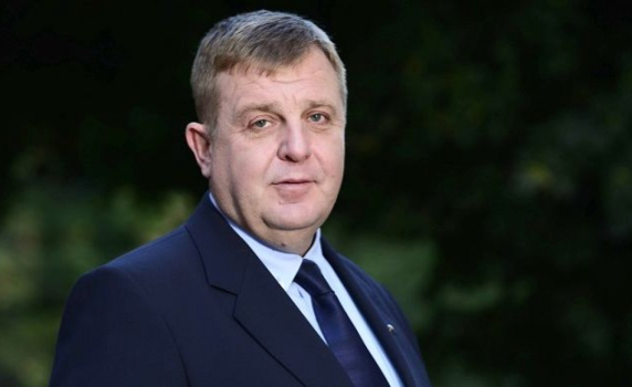 Каракачанов: При избора на изтребител ще доминират геополитически мотиви и интереси