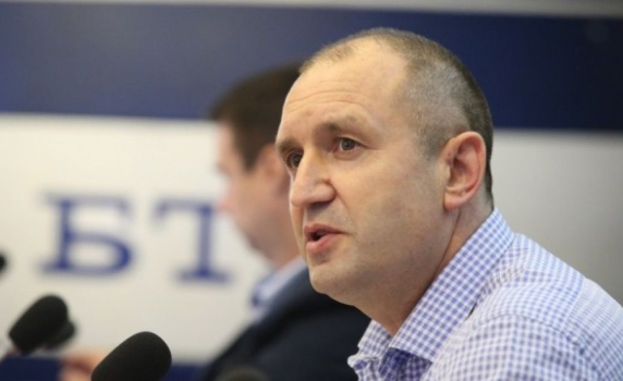 Радев: Между яслата на властта и моралната поза реформаторите избраха яслата.
