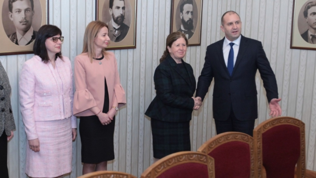 Президентът призова ЦИК: Да намалим броя на недействителните бюлетини
