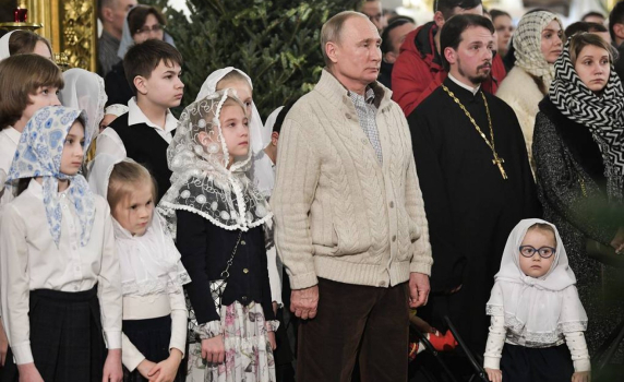 Путин поздрави руснаците и православните християни за Коледа