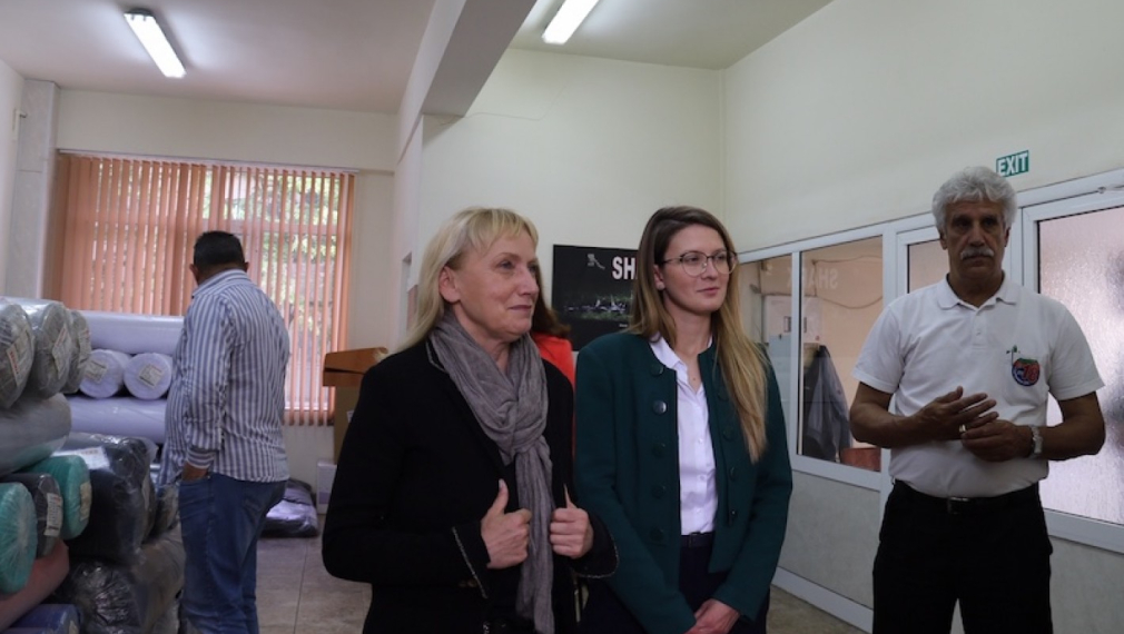 Ще се борим за достойни доходи, обеща Елена Йончева