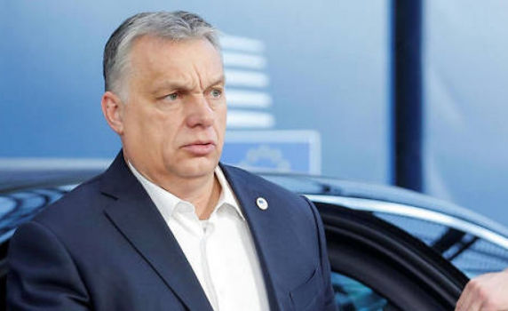 Унгария напуска Евровизия - била "твърде гей"