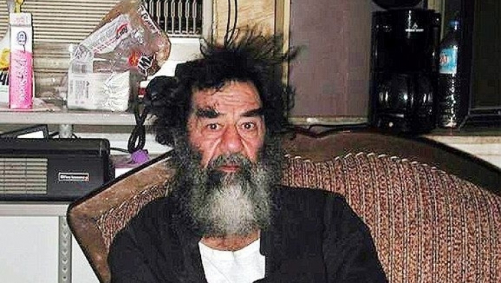 10 години след смъртта на Саддам Хюсеин: Агентът, разпитвал иракския лидер, разкри страшни истини
