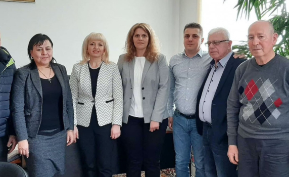 "Обединени земеделци" организира среща за проблемите на лозаро-винарския сектор с председателя на Комисията по земеделие в НС