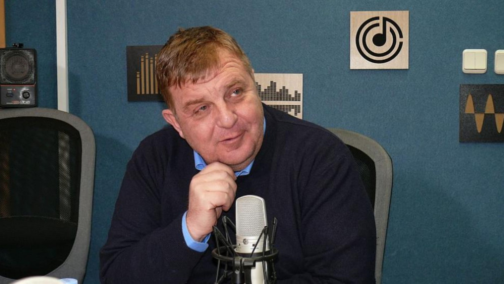 Каракачанов: Не е нормално един министър да се среща с убиец