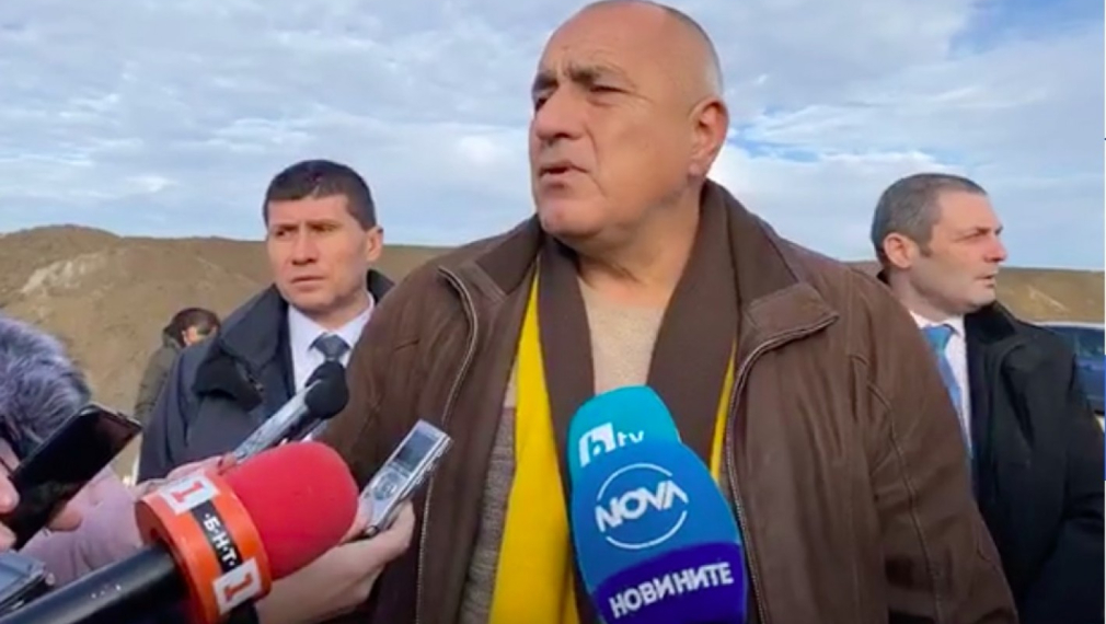 Бойко Борисов: Защо църцорка водата? Защото през зимата си пускат чешмите да не замръзват! 
