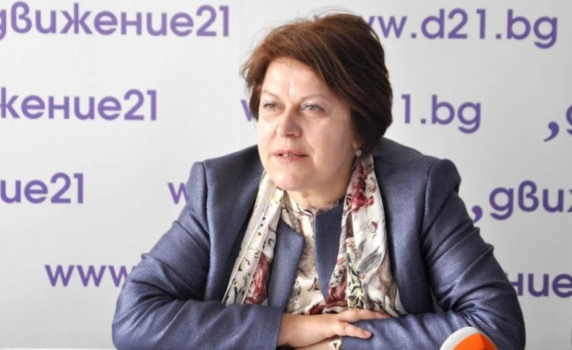Дончева: ГЕРБ усвояват властта както се яде баница