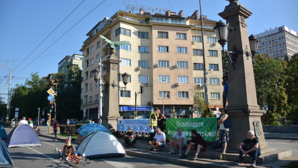 Столична община: Заради блокадата - ползвайте метрото 