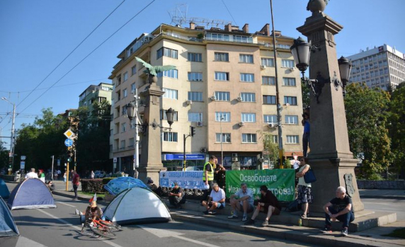 Столична община: Заради блокадата - ползвайте метрото 